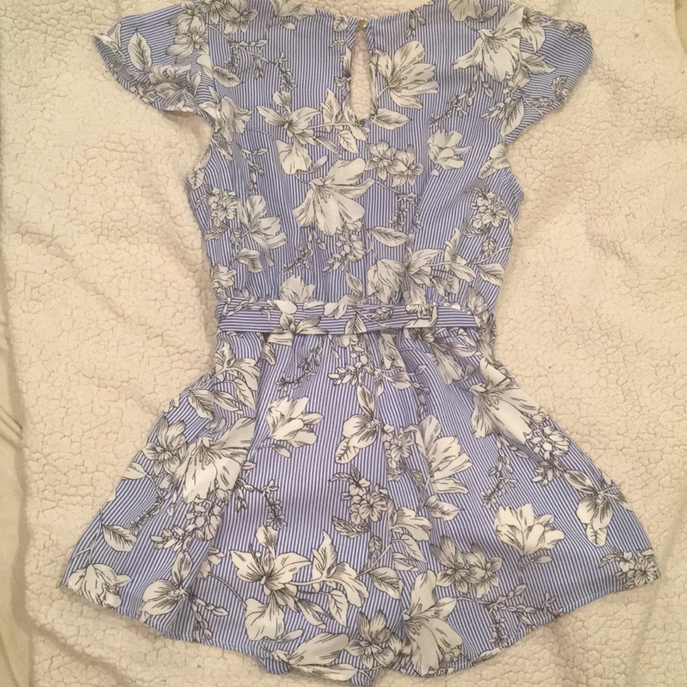 Haute Monde Floral Striped Tie Waist Romper - Picture 5 of 9